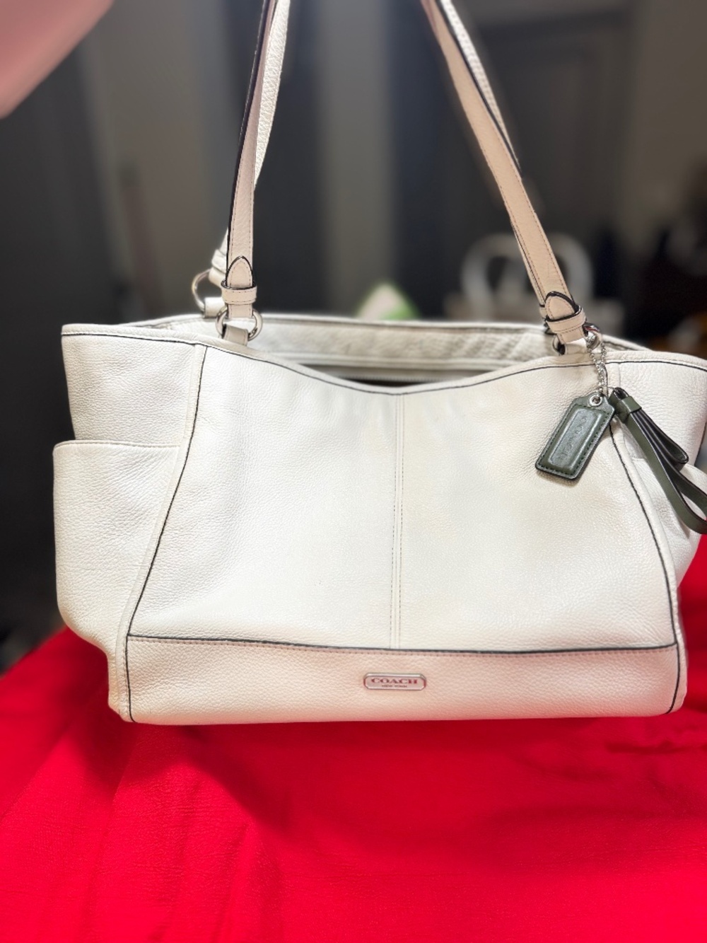 Coach Off-White Pebbled Leather Shoulder Tote Bag | Side Pockets & Silver Hardwa